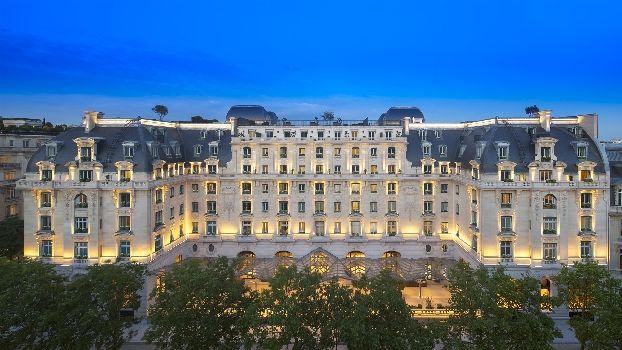5-Star Family-Friendly Hotel in Paris